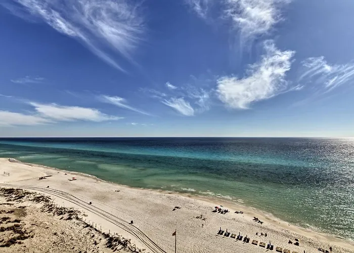 Beachfront Condo With Emerald Beach Resort Amenities