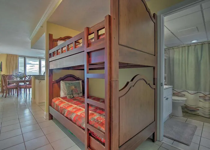 Beachfront Condo With Emerald Beach Resort Amenities